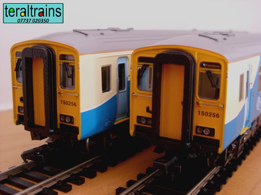 32 935 Class 150 2 Car DMU Arriva Trains Wales 21 Pin DCC Ready