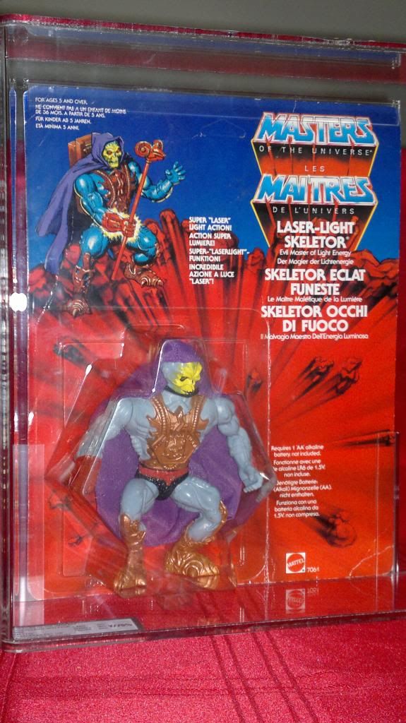 Masters of the Universe Laser Light SKELETOR UKG Y75 & Laser Power HE