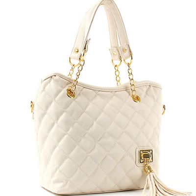i1049.photobucket.com/albums/s393/todafashions/Bolsas/KGrHqFjUE-bMwI9c3BPtctEHU3g60_1.jpg