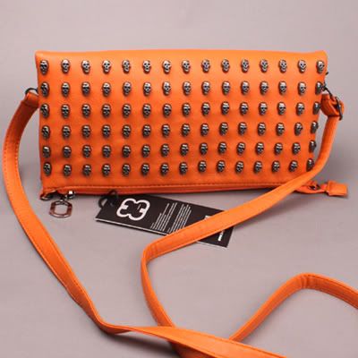 i1049.photobucket.com/albums/s393/todafashions/Bolsas/KGrHqVHJBEE9prF2DpMBPmhYNW9IQ60_1.jpg