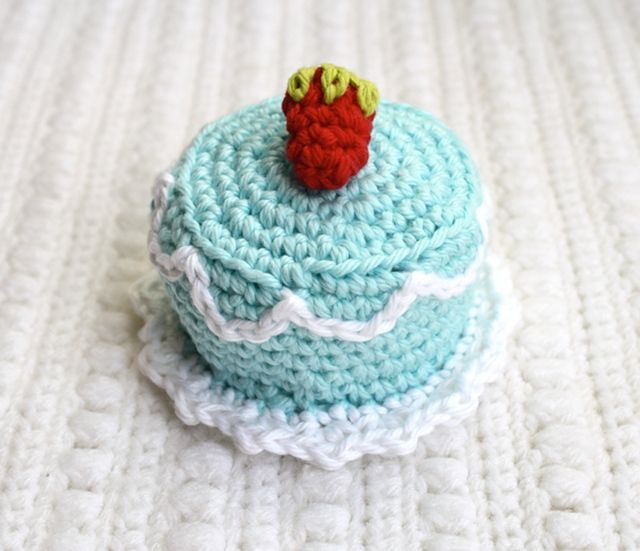 a-crochet-birthday-cake-just-for-me-one-social-girl