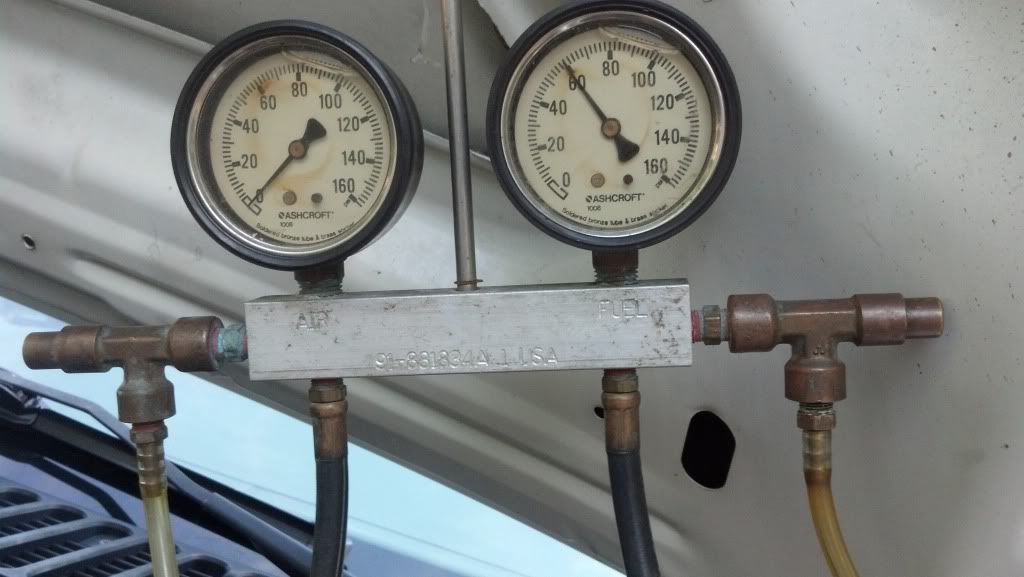 Anybody having issues with Glowshift fuel pressure gauges? Ford