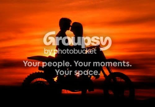 couplecyclesunset1.jpg
