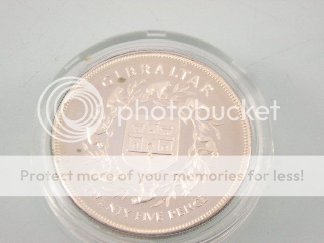 1977 commemorative queens silver jubilee gibraltar 25 pence
